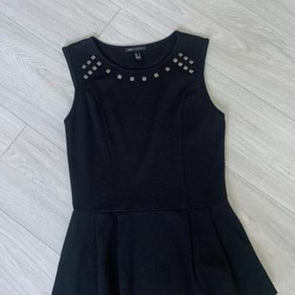 Mango Flare Sleeveless Studded Top - Picture 2 of 6